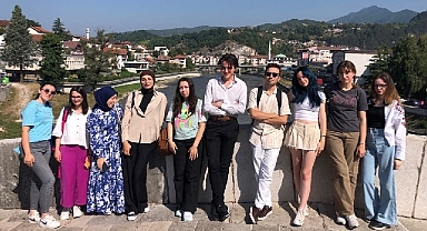 Kartepe'nin gençleri başarı ödülüne kavuştu