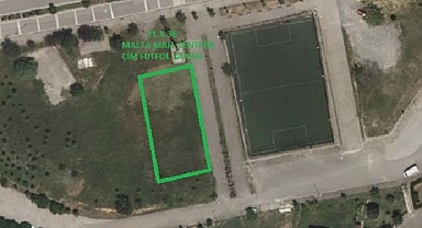 Kocaeli Büyükşehir'den Malta Mahallesi'ne futbol sahası