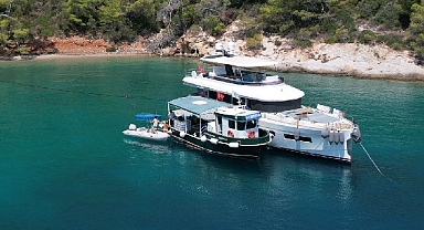 Muğla Büyükşehir Bu Yıl 10 Bin Tekneden Atık Topladı