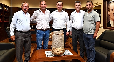 Mustafakemalpaşa tarımda yeni bir kapı araladı: Kütük Mantarı Yetiştiriciliği