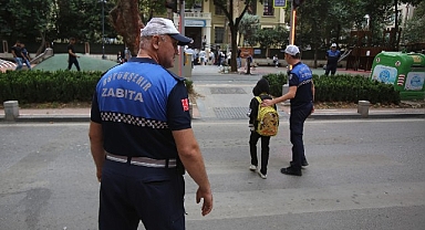 Okulların ilk gününde Büyükşehir Zabıtası görev başında olacak