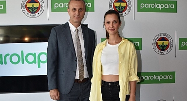 Oyuncuyum diyen tiyatro yapmalı