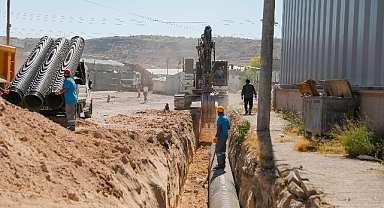 Yeni Sanayi ve Lale Sanayi sitelerinde sıcak asfalt serimi öncesi altyapı yenileniyor