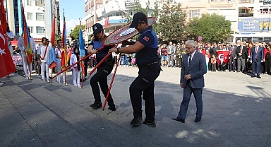 29 Ekim Çelenk Töreni yapıldı