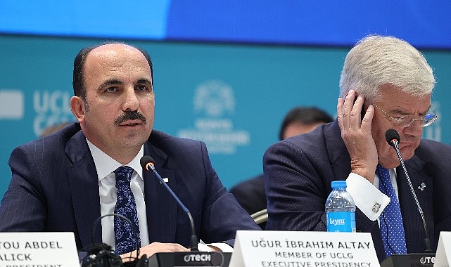 Başkan Altay: Gazze'de çocuklar binlerce ton bombayla öldürülüyor, buna sessiz kalamayız