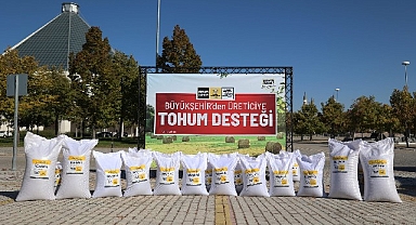 Başkan Altay: “Şehrimize ve ülkemize katkı sağlayan çiftçilerimizin yanında olmaya devam edeceğiz