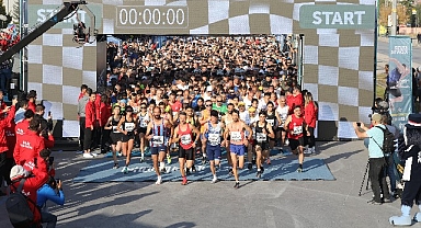 Binlerce Sporcu 2. Uluslararası Konya Yarı Maratonu’nda “İyilik” İçin Koştu