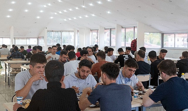 Büyükşehir’in Elmalı öğrenci yurduna yoğun ilgi