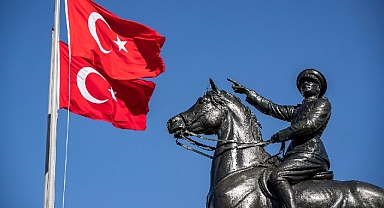 Cumhuriyet coşkusu İzmir’in her yerine yayılacak