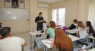 Gençler üniversiteye Büyükşehir'le hazırlanıyor