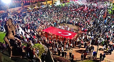 İnegöl’de 100. Yıl Coşkusu Caddelere Sığmadı
