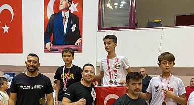 Kemer Belediyesi Kick Boks takımından 6 madalya