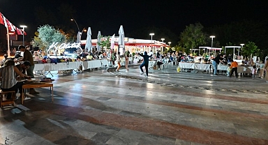 Kemer’de üreten ev hanımları kermesi yapıldı