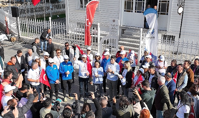 Mudanya'dan Cumhuriyet Yürüyüşü Başladı