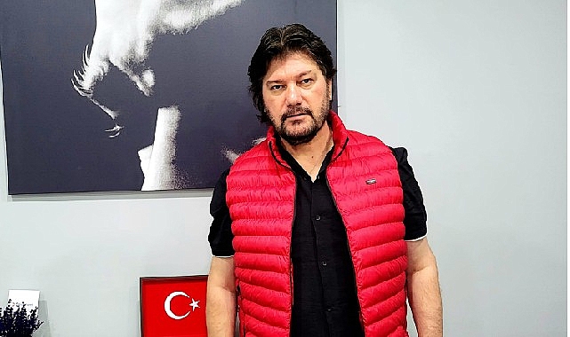 Sanatçı Ahmet Şafak'tan 100.yıl marşı