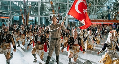 TAV Havalimanları’nda Cumhuriyet’in 100.yılı kutlamaları