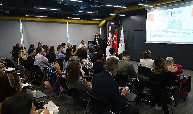 Türk Göz Hekimlerinden Yabancı Doktorlara Eğitim
