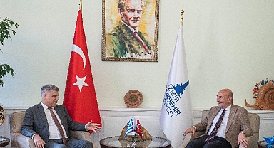 Yunanistan’ın İzmir Başkonsolosu Alexandros Kostas, Başkan Soyer’i ziyaret etti