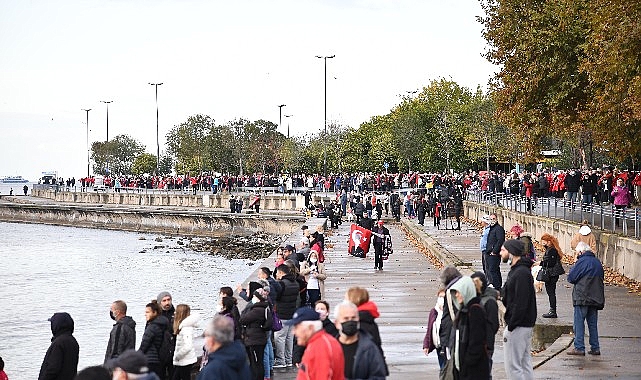 10 kasım'da kadıköy'de