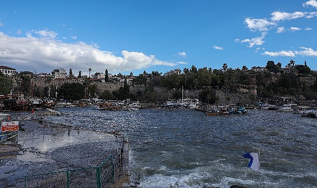 Antalya Büyükşehir'den 'Dikkatli olun' uyarısı