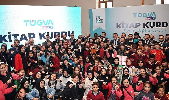 Başkan Dündar, TÜGVA’nın etkinliğinde öğrencilerle buluştu