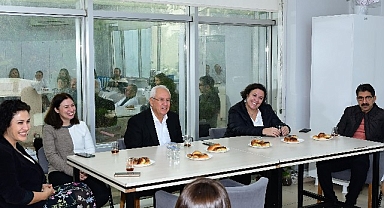 Başkan Selvitopu KARBEM öğretmenlerinin gününü kutladı