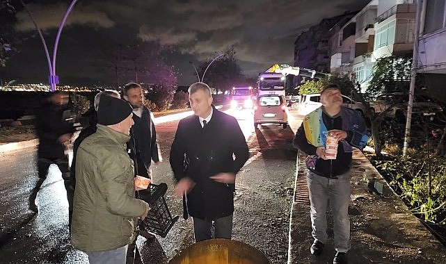 Gölcük Belediyesi aralıksız çalışarak halıdere'de hayatı normale döndürdü