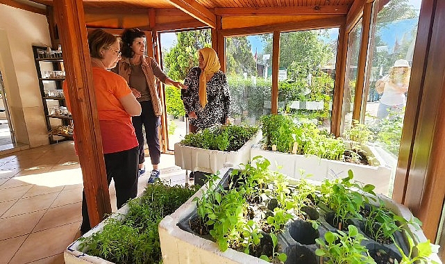 Karşıyaka’dan üretime 300 bin paket atalık tohum desteği