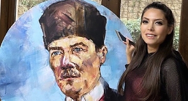 Miami'de Gerçekleşen 100. Yıl Cumhuriyet Bayramı Resepsiyonunda, Bir Türk Kadın Ressam Geceye Damgasını Vurdu!