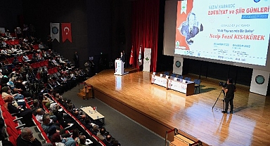 Necip Fazıl Kısakürek’in hayatı ve eserleri konuşuldu