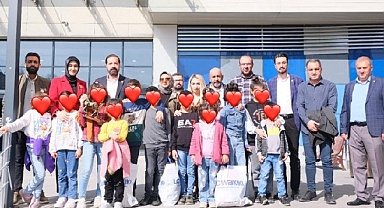 TÜMKİAD deprem çocuklarını sevindirdi
