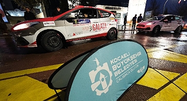 40 Kocaeli Rallisinin startını Başkan Büyükakın verdi