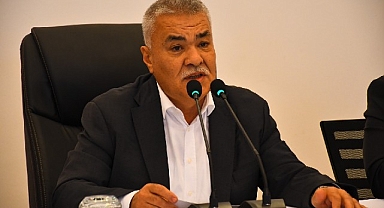 Başkan Tekin, adaylığını meclis toplantısında duyurdu