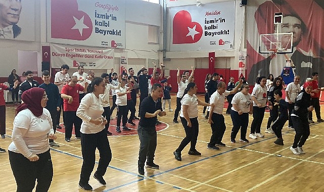 Bayraklı’da engelliler günü kutlaması Başkan Sandal, “Asla yalnız değilsiniz”