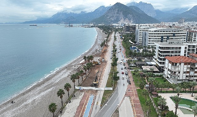 Büyükşehir Belediyesi ‘Konyaaltı Sahili Boğaçayı Köprüsü-Liman Kavşağı Arası Çevre Düzenlemesi Projesi’ni başlattı