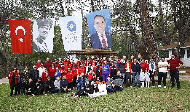 Büyükşehir Gençlik Kampı özel misafirlerini ağırladı