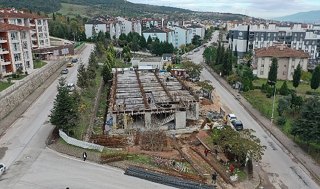Derince'de inşa edilen Cemevi yükseliyor