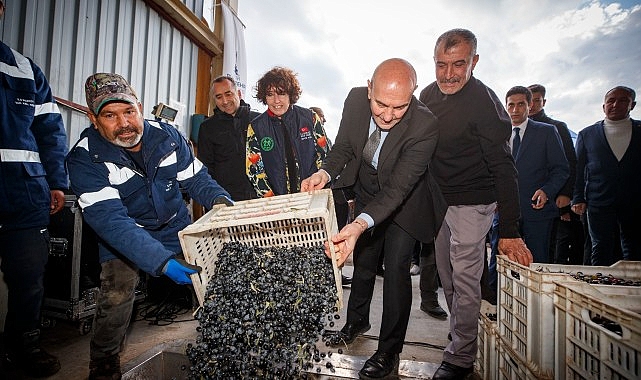 İzmir Büyükşehir Belediyesi küçük üretici için bir fabrika daha kurdu Soyer: “Sizin için çalışmaya devam edeceğiz”