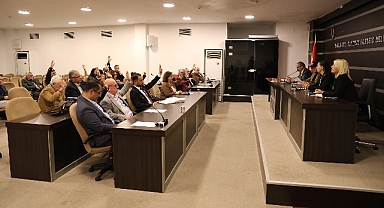 Narlıdere'de yılın son meclisi