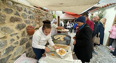 Narlıdere, Toprak ana Günü'nü nar ve aşure ile kutladı
