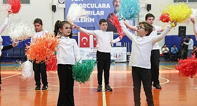 Özel Çocukların Gösterisi alkış aldı