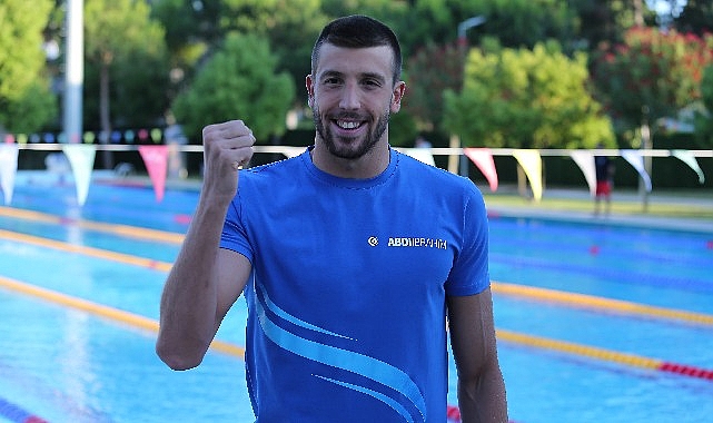 Rekortmen milli yüzücümüz Emre Sakcı Avrupa 3’üncüsü oldu