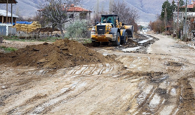 Yahyalı'da yollar asfaltlanmaya hazırlanıyor