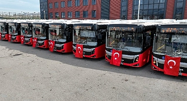 Antalya Büyükşehir toplu taşıma filosuna 20 yeni otobüs daha kattı