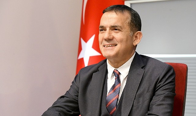 Başkan Özyiğit, Mersin’in kurtuluşunun 102.yılını kutladı