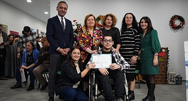 Beylikdüzü Engelsiz Yaşam Merkezi'nde karne heyecanı