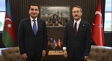 İletişim Başkanı Altun, Azerbaycan Cumhurbaşkanı Yardımcısı Hacıyev ile bir araya geldi