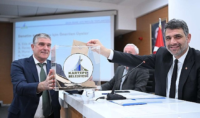 Kartepe'de 2024'ün ilk meclis toplantısı yapıldı