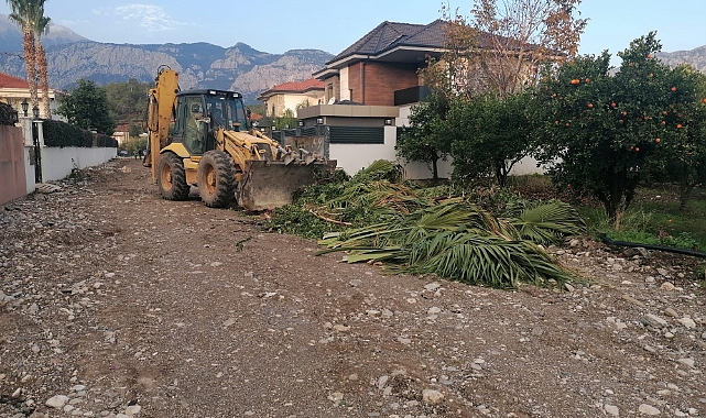 Kemer’de temizlik çalışmaları