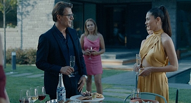 Netflix, başrollerinde Funda Eryiğit, Alperen Duymaz ve Mehmet Günsür'e yer veren Kül'ün fragmanını paylaştı